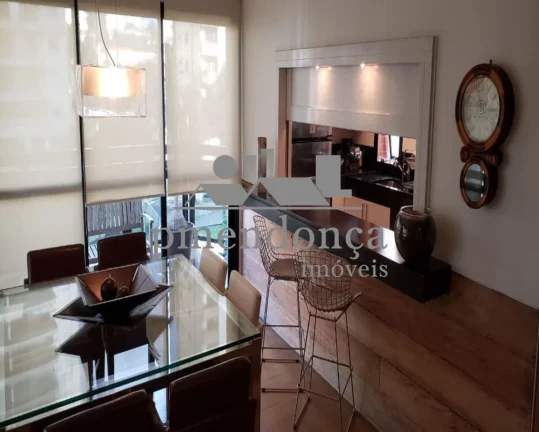 Imagem Apartamento Duplex com 173 m2, totalmente renovado a venda em Perdizes, 2 suí­tes e 3 vagas