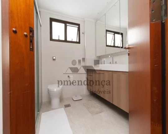 Imagem Apartamento em bom estado de conservaÃ§Ã£o, excelente localizaÃ§Ã£o e repleto de armÃ¡rio,...