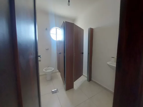 Imagem Casa Térrea para Locação Comercial na Granja Viana