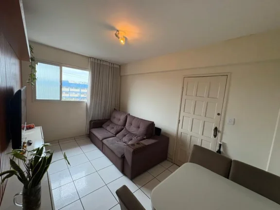 Imagem Excelente apartamento de 2 quartos com dependência aconchegante e bem localizado para chamar de seu? Então não perca essa oportunidade!