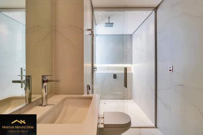 Imagem Apartamento 3 suítes, 2 vagas, 213,50 m2, reformadíssimo em Cerqueira Cesar