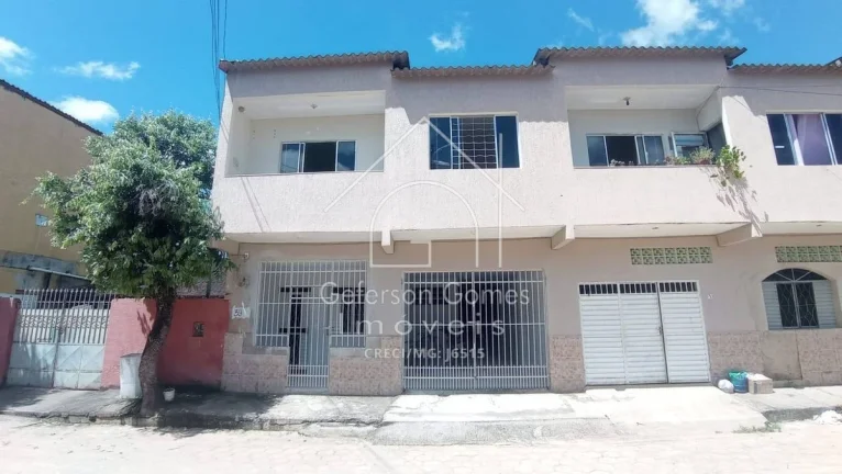 Imagem Prédio à venda - Com 06 Apartamentos - Vila Nova - Mantena - MG