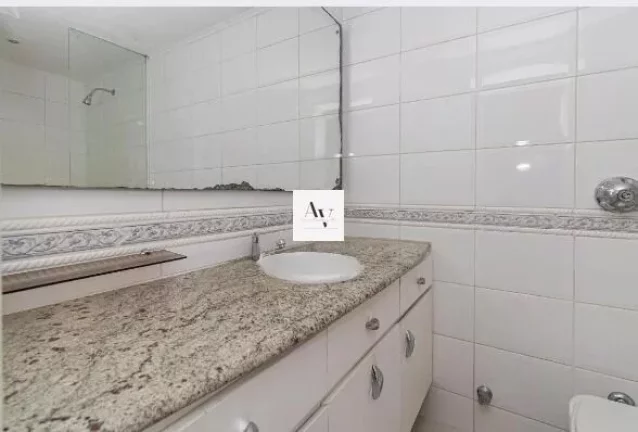 Imagem Apartamento à venda no bairro Moinhos de Vento - Porto Alegre/RS