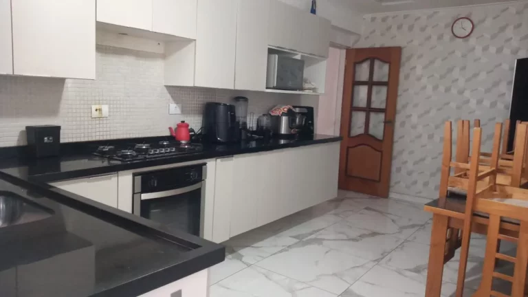 Imagem VENDO LINDA CASA NO BAIRRO PARQUE ALTO DO RIO BONITO! (ZONA SUL -SP)