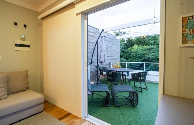 Imagem Casa em Condomínio de Luxo em Itapeva, Votorantim-SP: 3 Quartos, 3 Suítes, 4 Vagas de Garagem, 280m² de Área!