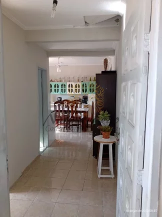 Imagem Casa Duplex com Ponto Comercial à venda no Conjunto Augusto Franco, Aracaju-SE! 3 quartos, 2 suítes, 215m².