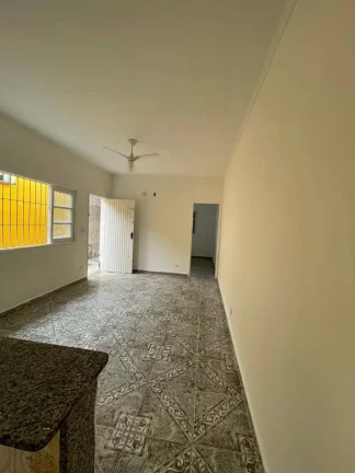 Imagem Ótima casa com dois dormitórios - Vila Caiçara - Praia Grande.