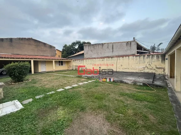 Imagem Casa com 2 dormitórios à venda, 162 m² por R$ 435.000,00 - Praia do Sudoeste - São Pedro da Aldeia/RJ