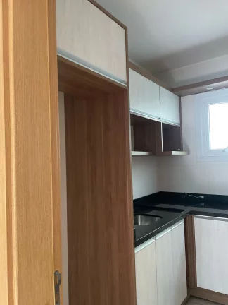 Apartamento semi mobiliado de 2 quartos em condominio com excelente infra de lazer em Novo Hamburgo