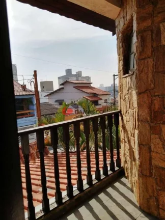 Imagem Sobrado à venda 3 Quartos, 3 Suites, 4 Vagas, 197M², Nova Gerty, São Caetano do Sul - SP
