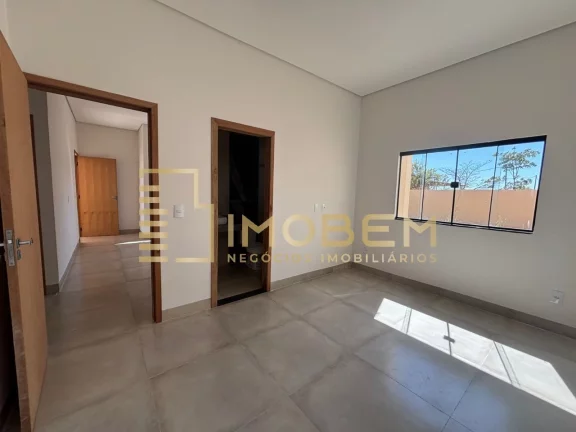 Imagem Casa à venda em Sinop-MT, Residencial Montreal Park: 3 quartos, 1 suíte, 1 sala, 2 banheiros, 2 vagas, 88,76 m². Venha conferir!