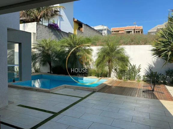 Imagem Casa sobrado, 4 Dormitórios (4 suítes), Condomínio Jaguary, Urbanova, Sjc.