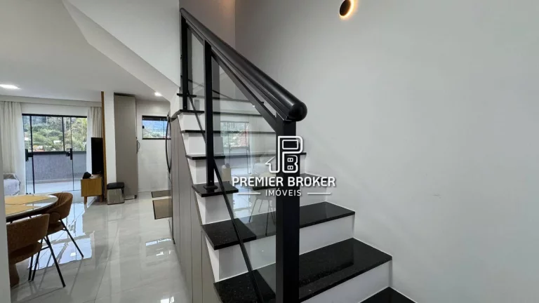 Imagem Casa com 3 dormitórios à venda, 143 m² por R$ 880.000,00 - Alto - Teresópolis/RJ