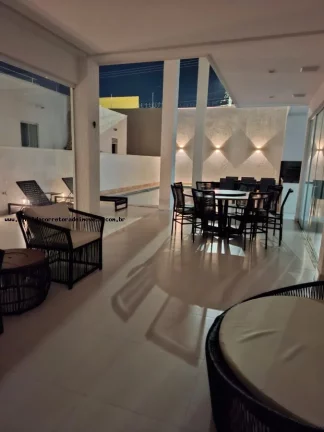 Imagem Casa em Condomínio para Venda, Candelária, 5 dormitórios, 4 suítes, 6 banheiros, 6 vagas