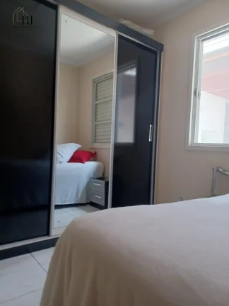 Imagem Casa com 2 quartos, 126m2, à venda