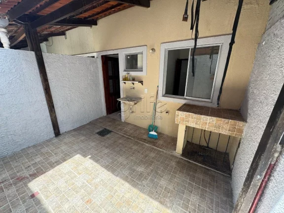 Imagem Descubra seu novo lar no bairro Mondubim, uma casa semi mobiliada em condomínio fechado que oferece...