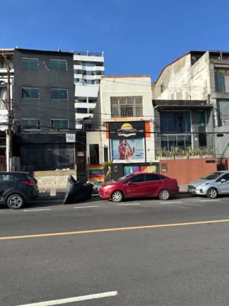 Imagem A 5ª Avenida imóveis selecionou esse prédio Comercial a venda, Localizado no melhor ponto comercial e movimentado do Rio Vermelho: Praia da Paciência