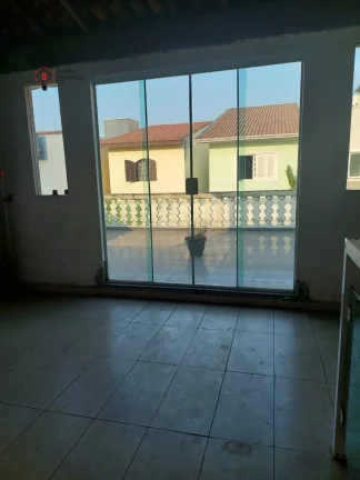 Imagem LINDO SOBRADO COM 5 DORMITÓRIOS, SENDO 4 SUÍTES, QUINTAL COM CHURRASQUEIRA, 2 VARANDAS. RUA TRANQUILA E ARBORIZADA. PRÓXIMO A AVENIDA DO ESTADO
