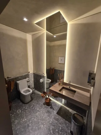 Imagem Apartamento novo alto padrão com 4 suítes e 4 vagas de garagem no Centro de Balneário Camboriú.