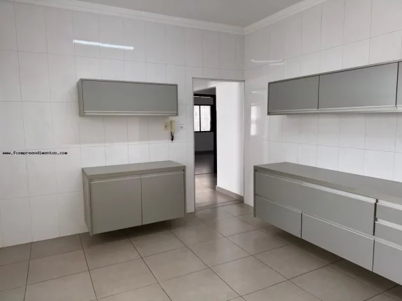 Imagem Casa para Locação em Limeira, Vila Claudia, 5 dormitórios, 3 banheiros, 2 vagas