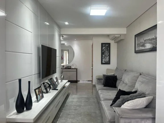 Imagem Apartamento com 93 m² 2 Dormitorios sendo 2 Suites 4 Vagas de Garagens