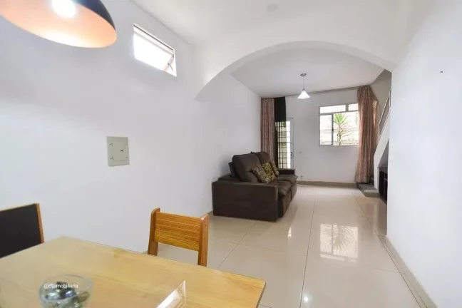Imagem Localizada no bairro Santa Ines, esta casa de 120 metros quadrados é uma excelente opção para que...
