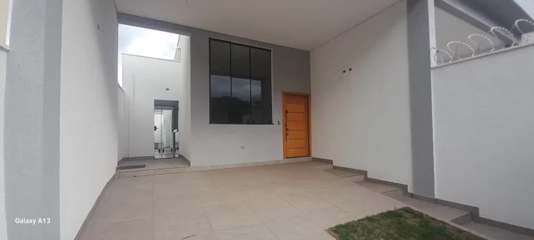 Imagem Casa à Venda em Sinimbu BH: 136m², 3 Quartos, 1 Suíte – R$890mil