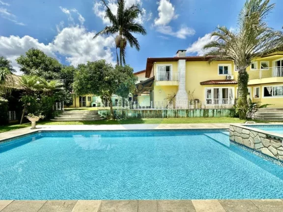 Imagem Casa em Condomínio a Venda no bairro Granja Viana - Cotia, SP