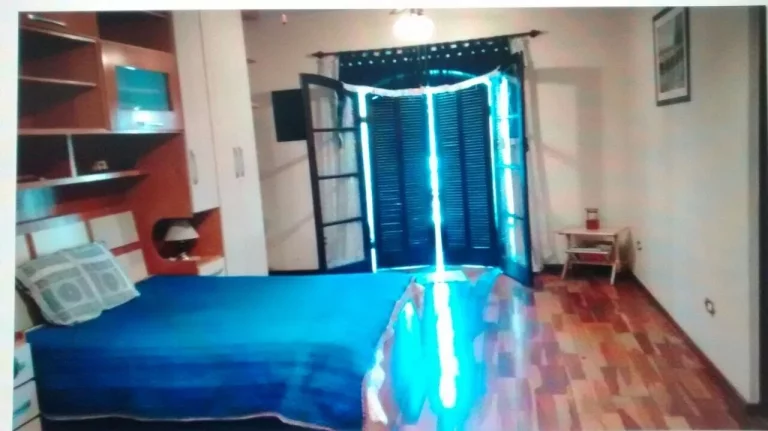 Imagem Sobrado com Salão comercial 100 m² 3 Dormitórios, 1 Suíte, 1 Banheiro e 2 Vagas!