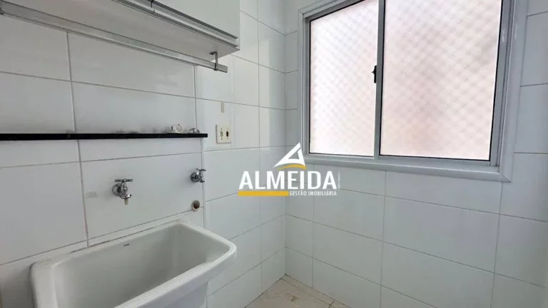 Imagem Apartamento com 3 dormitórios para alugar, 99 m² por R$ 2.770,00/mês - Jardim São Paulo II - Rio Claro/SP