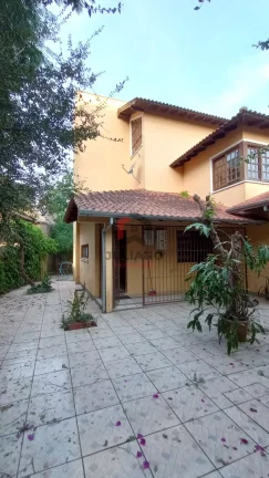 Casa com 4 Quartos à Venda, 400 m² em Centro - Viamão