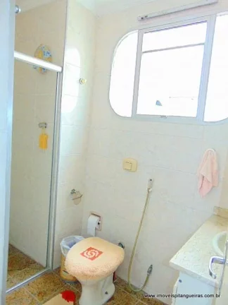 Imagem Pitangueiras - Uma quadra do mar - 135 m² úteis - Garagem.