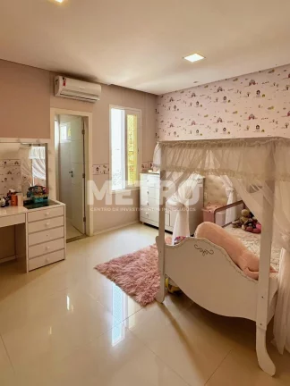 Imagem Casa para locação no Alphaville, com 2 pavimentos, planejados, piscina