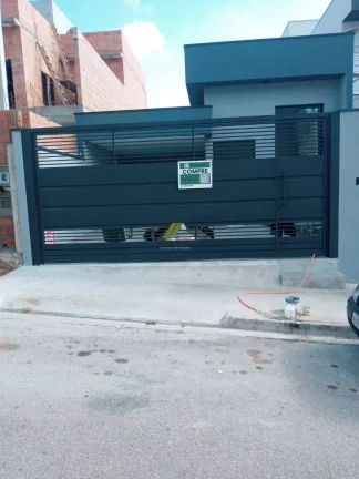 CASA NOVA EM ÓTIMO BAIRRO
