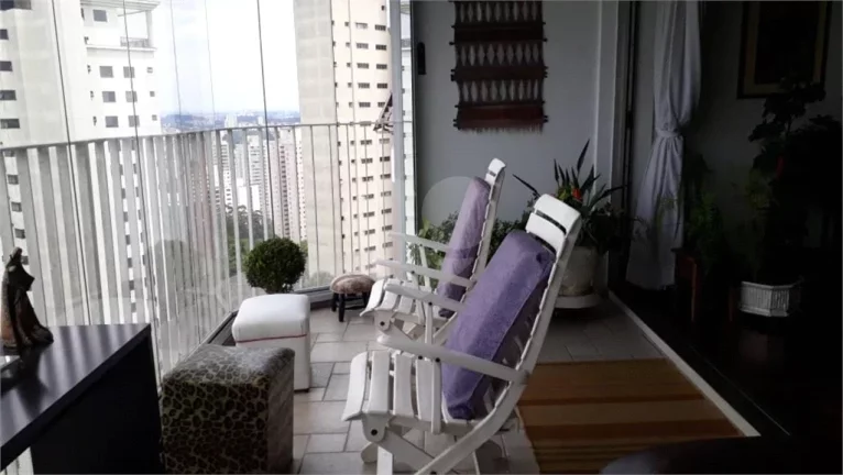 Imagem Apartamento à venda com 3 quartos, sendo 1 suíte, no condomínio Casa Alta, São Paulo - SP