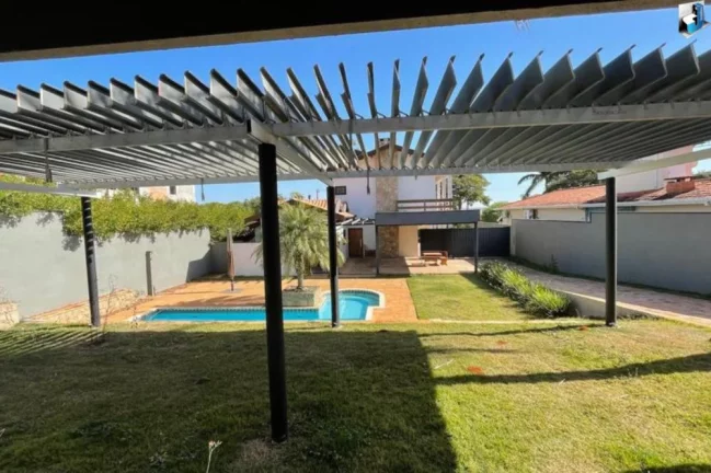 Imagem Belíssima casa a venda no Condomínio Colina das Estrelas - Tatuí/SP