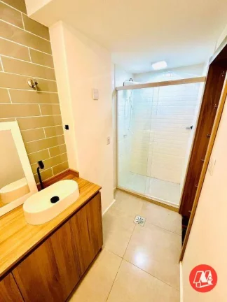 Imagem Loftna rua dos Andradas com 47 m², reformado e mobiliado.