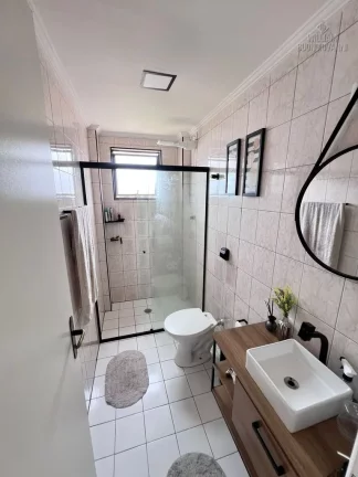 Imagem Vende-se Excelente Apartamento com 2 dormitórios Baln Maracanã