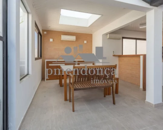 Imagem Cobertura Duplex com 260m² em ótimo estado de conservação a venda nas Perdizes.