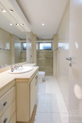 Imagem Itaim Bibi Venda - 2 quartos - 2 vagas - 177m²