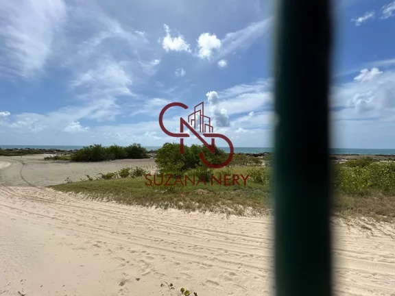 Imagem Terreno com 1810 M² beira mar na praia de Camurupim