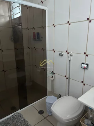 Imagem ÓTIMA CASA EM PRAIA BADALADA COM COMÉRCIOS E BONS QUIOSQUES.