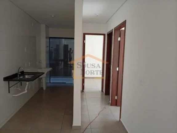 Imagem Apartamento com 53,17m², 2 dormitórios, banheiro, sala com varanda, cozinha e área de serviço. O...
