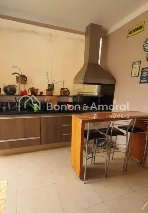 Imagem Descubra o lar perfeito para a sua família nesta linda casa que une sofisticação e praticidade!

...