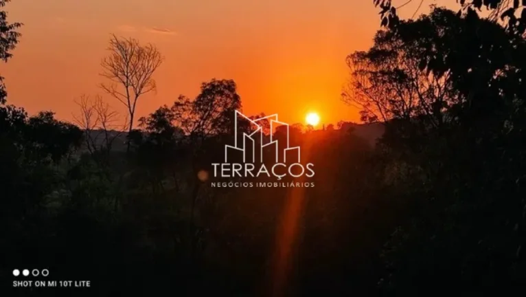Imagem TERRENO DE 1038 M² - COND. VILLAGE MORRO ALTO - ACLIVE COM PLANTA APROVADA E POR DO SOL MAGNÍFICO - ITUPEVA