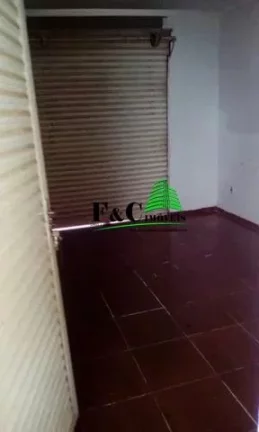Imagem Casa para Venda em Hortolândia, Vila Real, 3 dormitórios, 1 suíte, 1 banheiro, 1 vaga