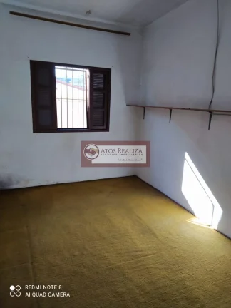 Imagem Exclusivo: Oportunidade Rara a venda no centro da Cidade Dutra. Vendo casa térreo no coração da cidade Dutra, São 320m² de tereno, 170m² de construção, necessita reforma, imóvel para investir, São 4 Dormitórios, 2 salas, 2 banheiros, despensa, quintal amp