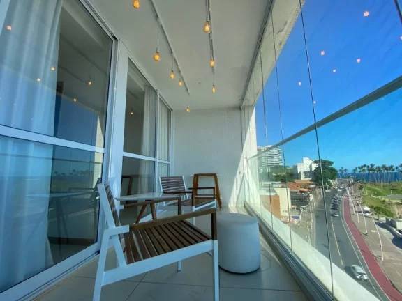 Imagem A 5ª Avenida Imóveis selecionou esta unidade no cobiçado EXPRESSO 2222 Residencia ... Charme: 1/4 mobiliado porteira fechada FRONTAL MAR: R$1.250.000,00