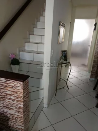 Imagem Casa em condomínio fechado com 92 metros quadrados, 2 dormitórios, 1 banheiro, 1 lavabo, despensa,...