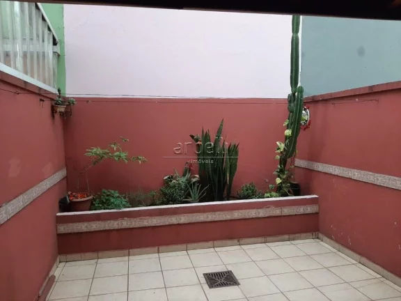 Imagem Casa em condomínio, com 147 metros quadrados aproximadamente de área total, com 2 quartos sendo 1 ...